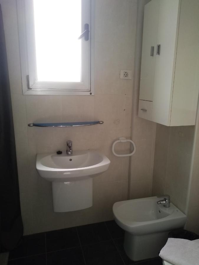 Duplex Apartments Nirvana กาเยาซัลวาเค ภายนอก รูปภาพ