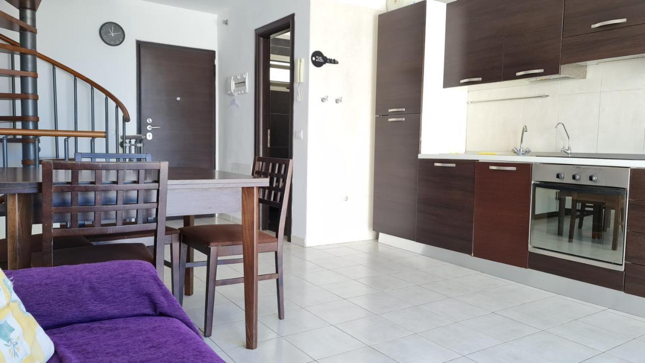 Duplex Apartments Nirvana กาเยาซัลวาเค ภายนอก รูปภาพ
