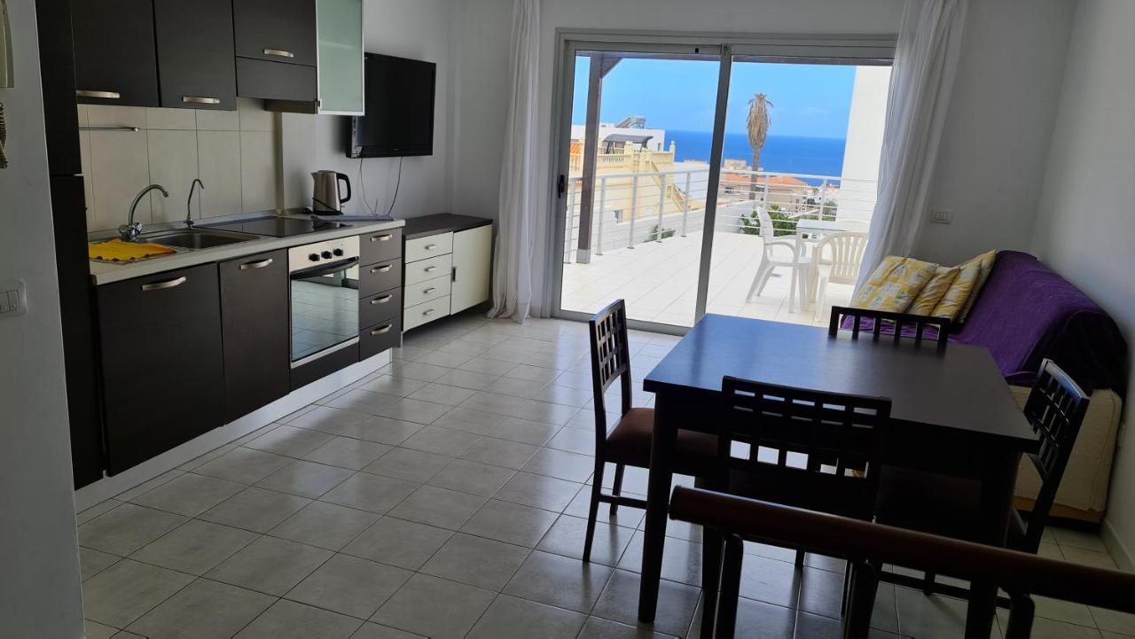 Duplex Apartments Nirvana กาเยาซัลวาเค ภายนอก รูปภาพ