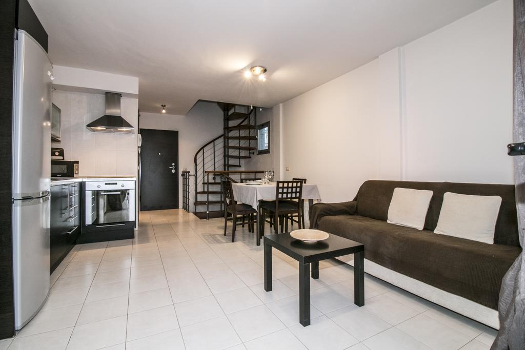 Duplex Apartments Nirvana กาเยาซัลวาเค ภายนอก รูปภาพ
