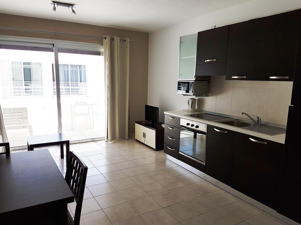 Duplex Apartments Nirvana กาเยาซัลวาเค ภายนอก รูปภาพ